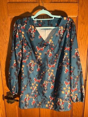 Emery Rose Women’s Teal Floral V-Neck Long Sleeve Top